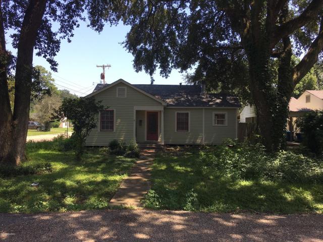 20160902210359048693000000-o